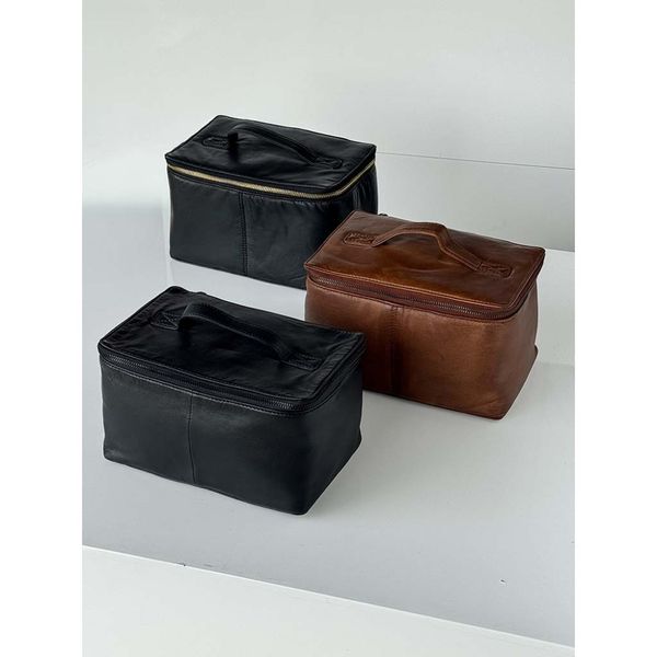 Toalettmappe POWER FIELD chesterfield brun Depeche