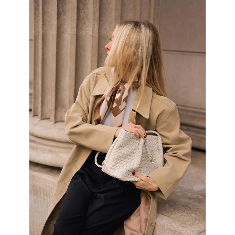 Liten Skulderveske NOVA oyster beige Katie Loxton 
