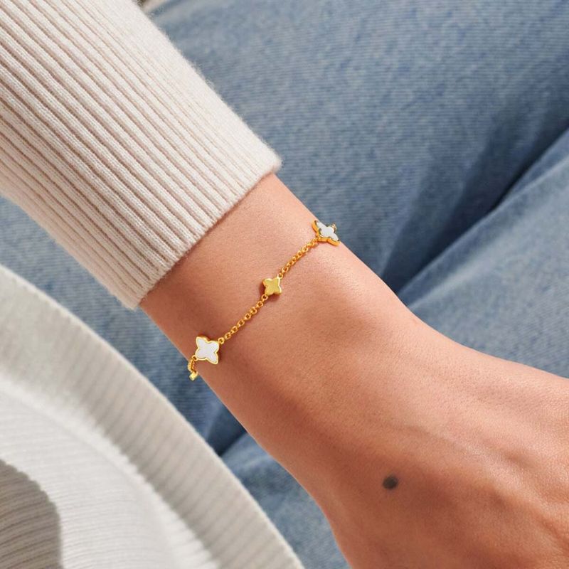Armbånd WHITE CLOVER Signature Clover Joma Jewellery 