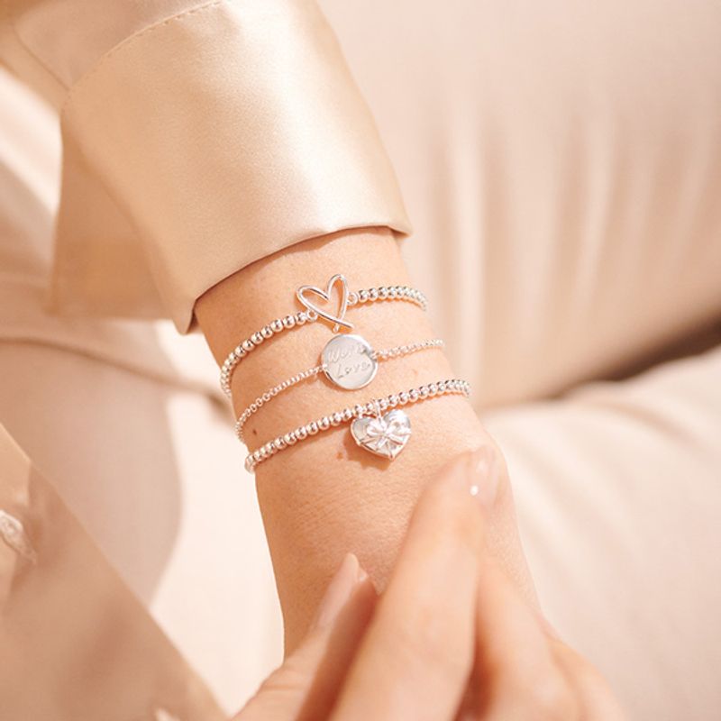 Gavesett WITH LOVE 3 stk armbånd Joma Jewellery