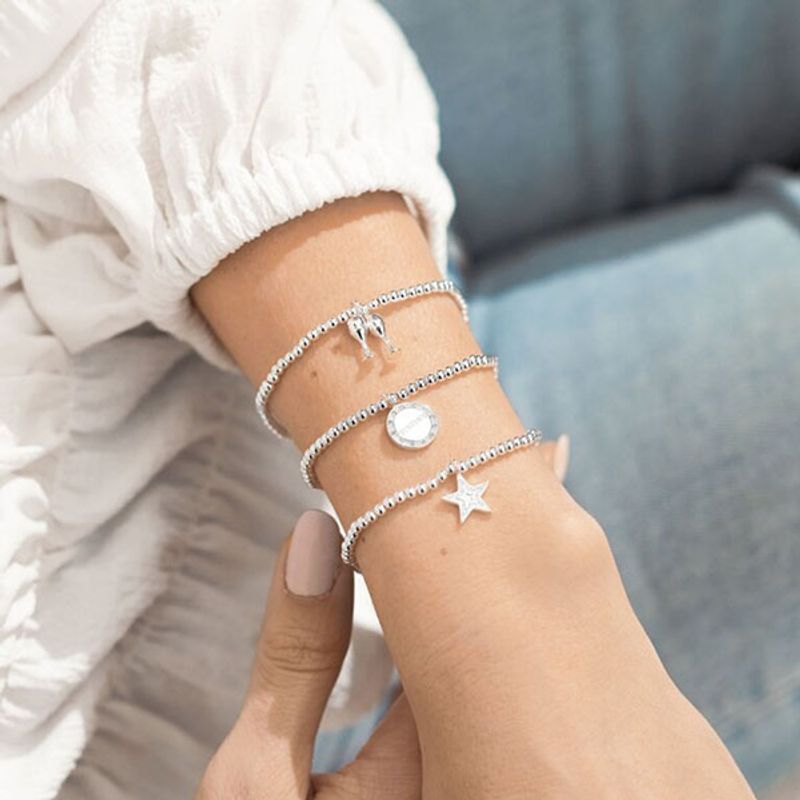 Gavesett CONGRATULATIONS 3 armbånd Joma Jewellery